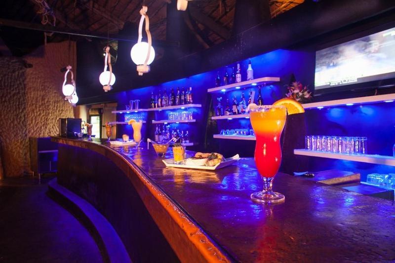 Le Wafou Hotel Abidjan Eksteriør billede